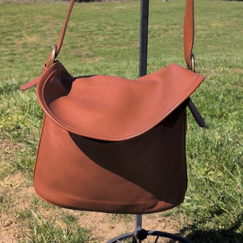 Coach Vintage Carlton Adj Shoulder Bag - Picture 11 of 12
